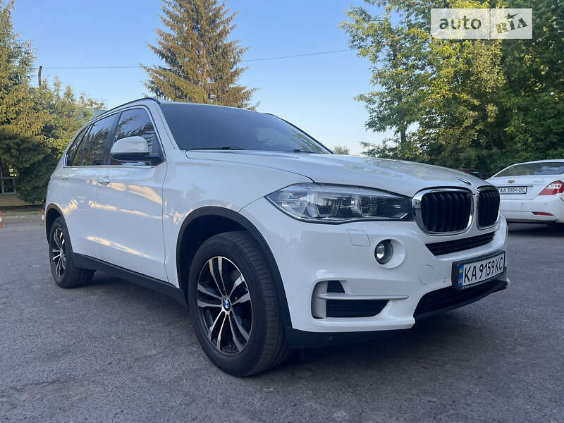 Внедорожник / Кроссовер BMW X5 2016 в Киеве