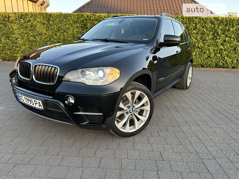 Позашляховик / Кросовер BMW X5 2011 в Стрию