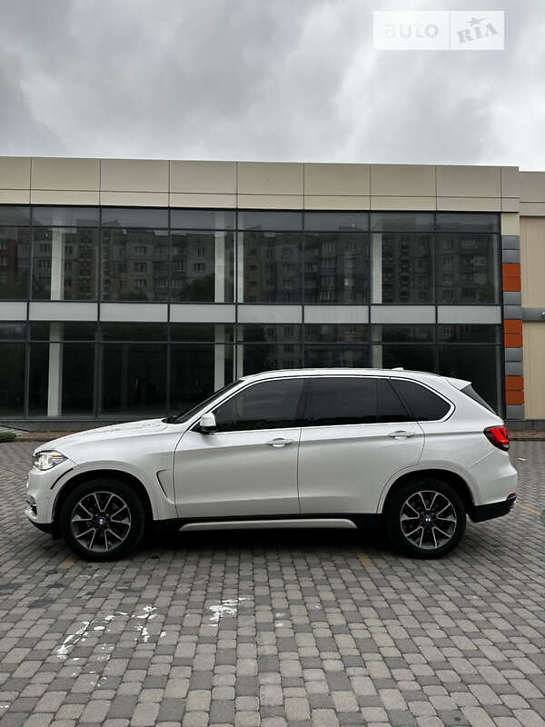 Позашляховик / Кросовер BMW X5 2017 в Києві