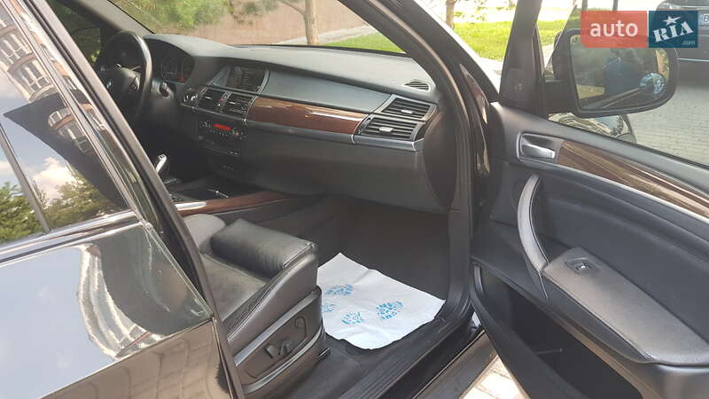 Позашляховик / Кросовер BMW X5 2013 в Івано-Франківську