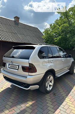 Внедорожник / Кроссовер BMW X5 2003 в Вараше