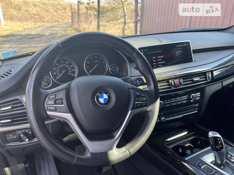Внедорожник / Кроссовер BMW X5 2017 в Днепре