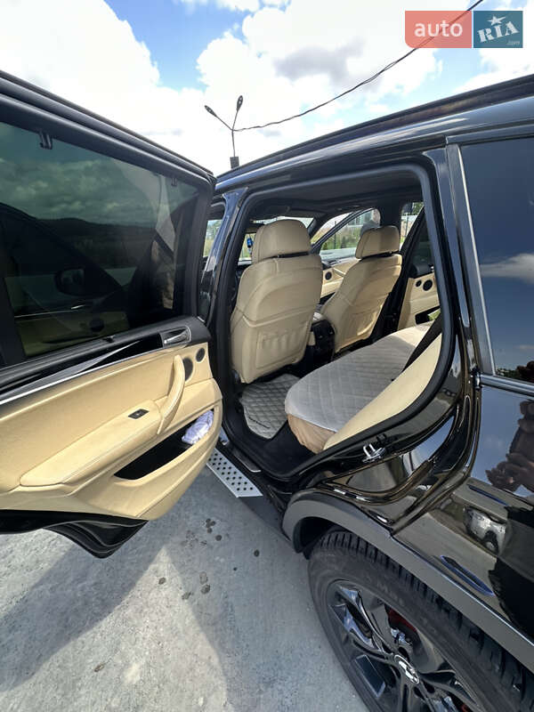 Позашляховик / Кросовер BMW X5 2012 в Львові