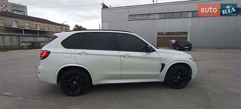 Позашляховик / Кросовер BMW X5 2015 в Києві
