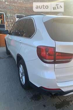 Внедорожник / Кроссовер BMW X5 2014 в Черновцах