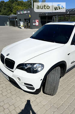 Внедорожник / Кроссовер BMW X5 2011 в Львове