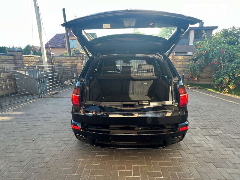 Позашляховик / Кросовер BMW X5 2011 в Луцьку