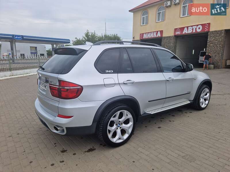Внедорожник / Кроссовер BMW X5 2012 в Луцке