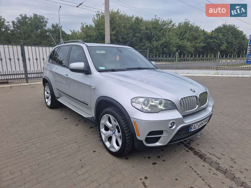 Внедорожник / Кроссовер BMW X5 2012 в Луцке