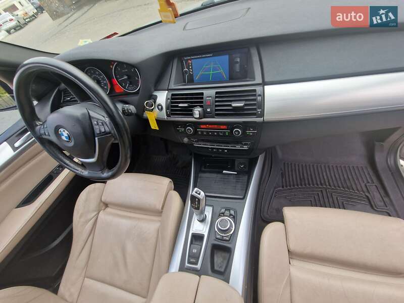 Внедорожник / Кроссовер BMW X5 2012 в Луцке
