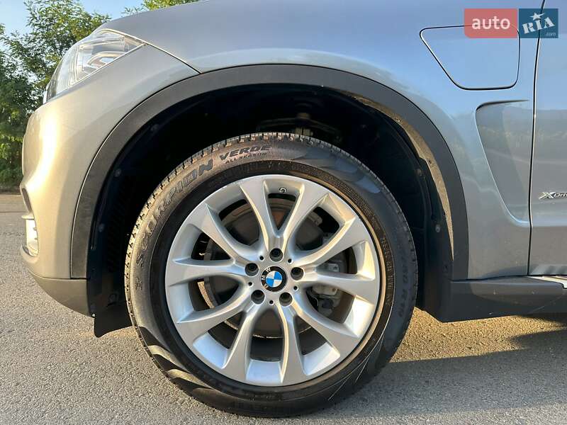 Внедорожник / Кроссовер BMW X5 2015 в Киеве