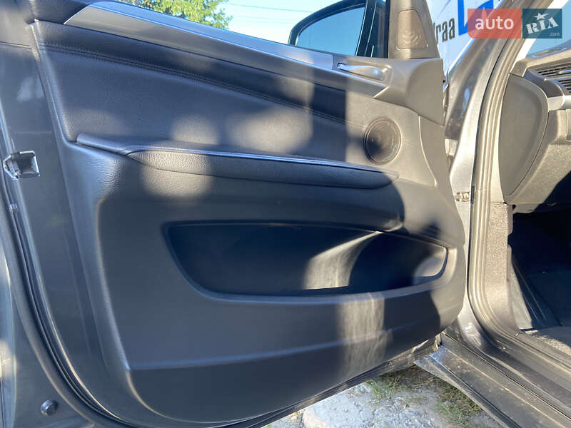 Внедорожник / Кроссовер BMW X5 2013 в Кицмани