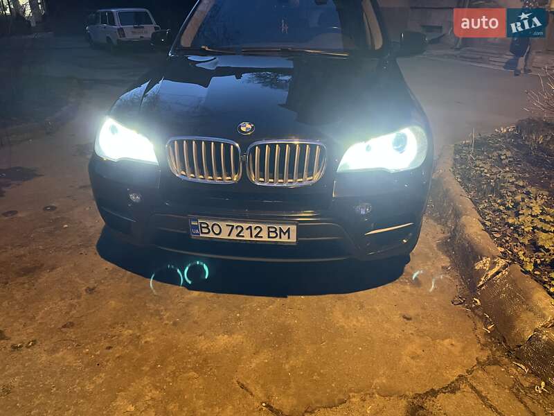 Внедорожник / Кроссовер BMW X5 2013 в Тернополе