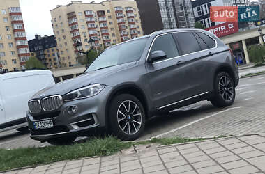 Внедорожник / Кроссовер BMW X5 2015 в 