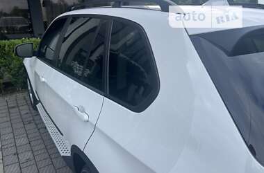 Позашляховик / Кросовер BMW X5 2011 в 