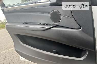 Позашляховик / Кросовер BMW X5 2011 в 