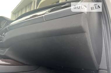 Позашляховик / Кросовер BMW X5 2011 в 