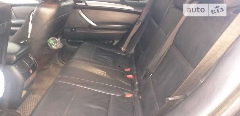 Внедорожник / Кроссовер BMW X5 2003 в Одессе