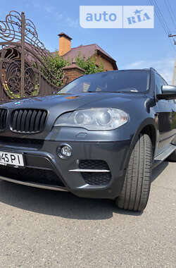 Внедорожник / Кроссовер BMW X5 2013 в Александрие