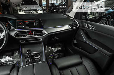 Внедорожник / Кроссовер BMW X5 2021 в 