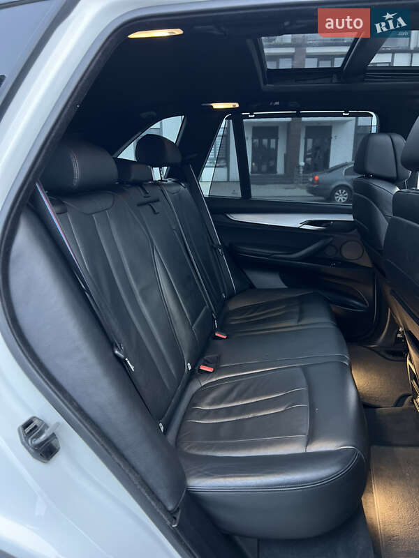 Внедорожник / Кроссовер BMW X5 2014 в Ровно