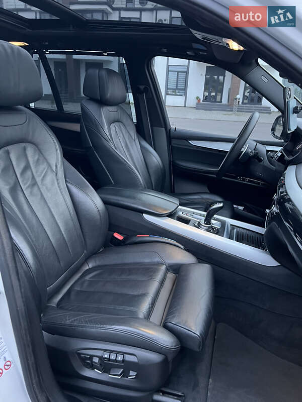 Внедорожник / Кроссовер BMW X5 2014 в Ровно