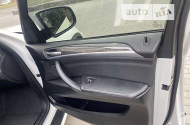 Внедорожник / Кроссовер BMW X5 2009 в 