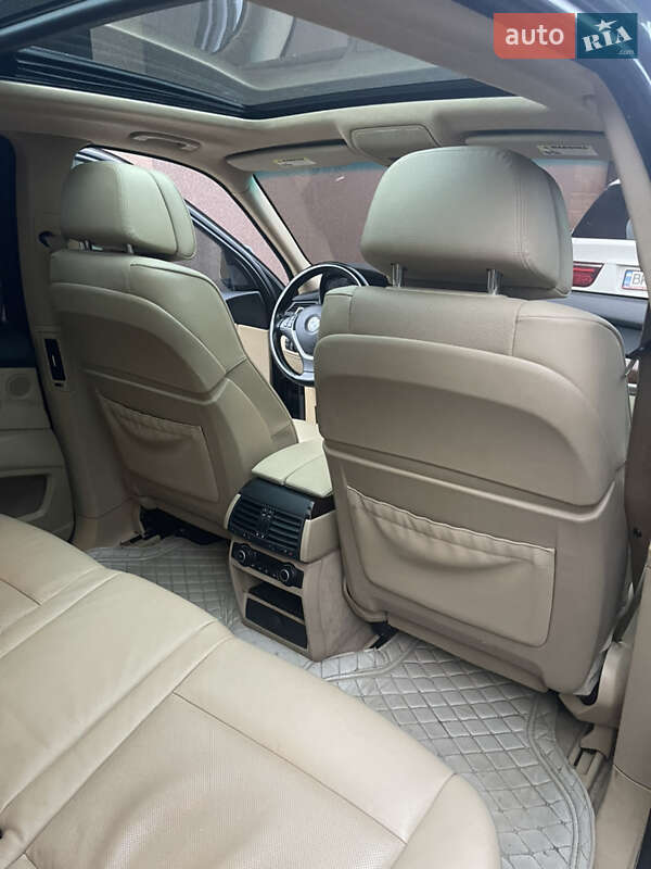 Внедорожник / Кроссовер BMW X5 2007 в Ровно