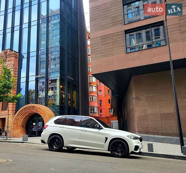 Позашляховик / Кросовер BMW X5 2016 в Дніпрі