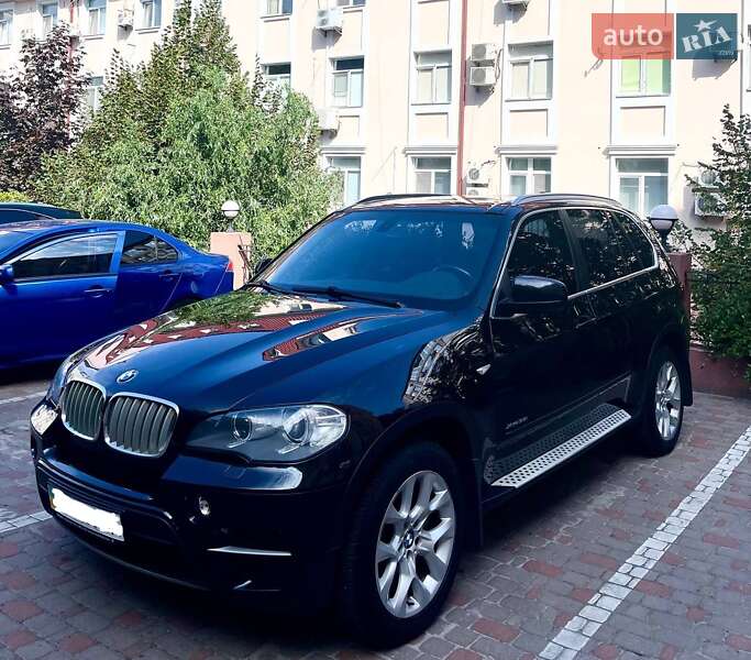 Внедорожник / Кроссовер BMW X5 2012 в Киеве