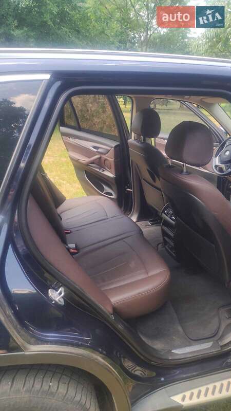 Внедорожник / Кроссовер BMW X5 2015 в Кривом Роге