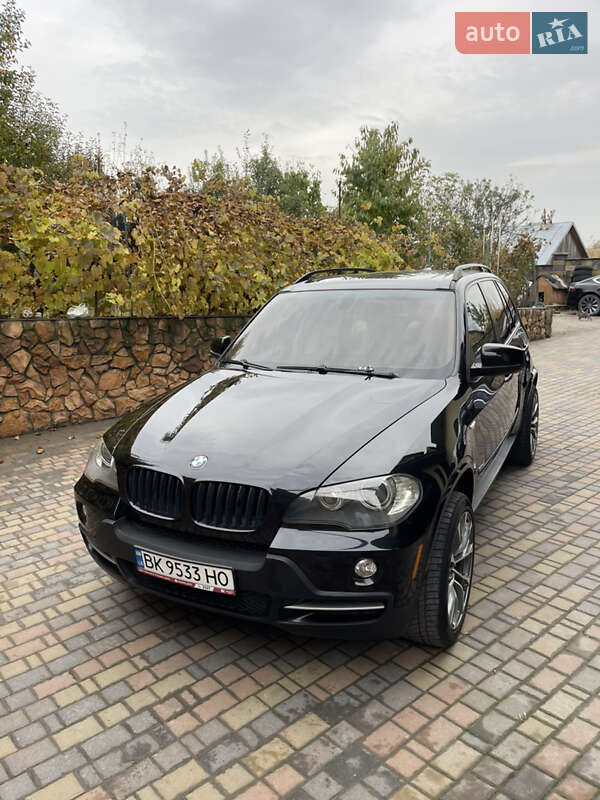 Внедорожник / Кроссовер BMW X5 2007 в Ровно