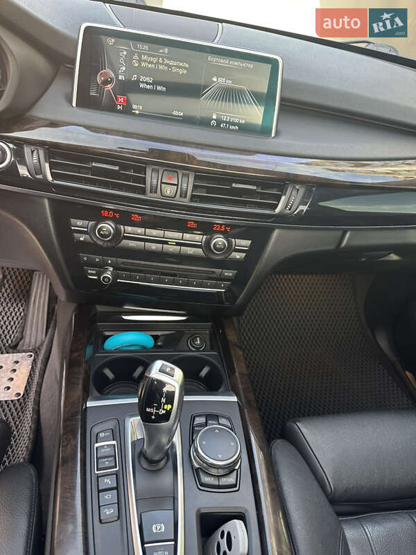 Позашляховик / Кросовер BMW X5 2015 в Кривому Розі