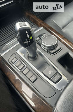 Позашляховик / Кросовер BMW X5 2015 в 