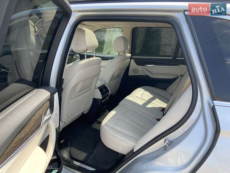 Позашляховик / Кросовер BMW X5 2015 в Запоріжжі