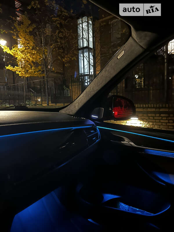 Внедорожник / Кроссовер BMW X5 2016 в Киеве