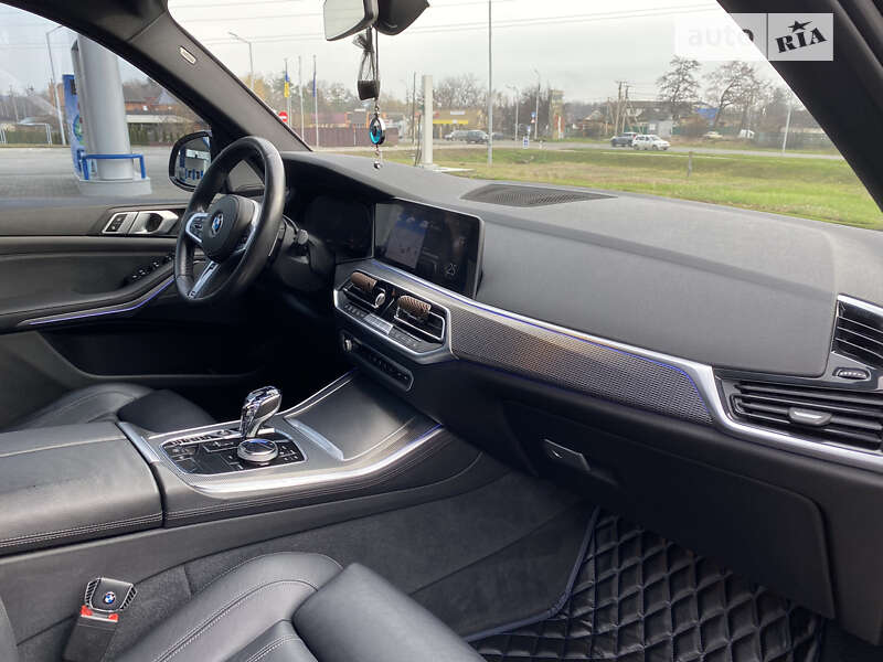 Внедорожник / Кроссовер BMW X5 2019 в Черкассах