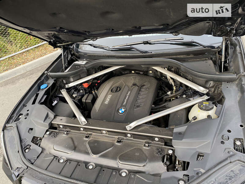 Внедорожник / Кроссовер BMW X5 2019 в Черкассах