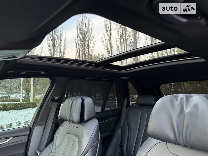 Позашляховик / Кросовер BMW X5 2013 в Києві