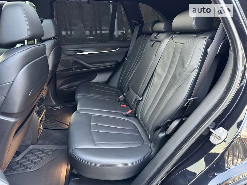 Позашляховик / Кросовер BMW X5 2013 в Києві