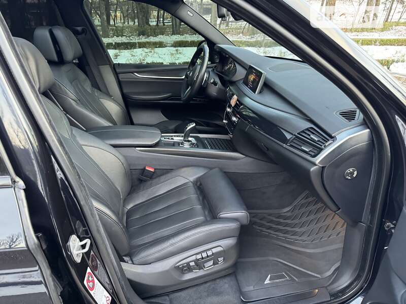 Позашляховик / Кросовер BMW X5 2013 в Києві