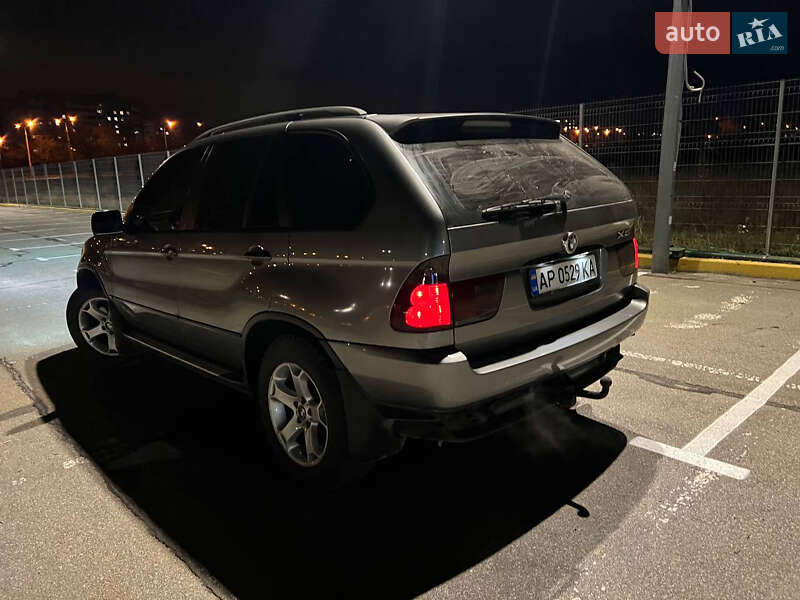 Внедорожник / Кроссовер BMW X5 2004 в Томаковке