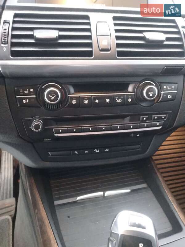 Позашляховик / Кросовер BMW X5 2007 в Тячеві