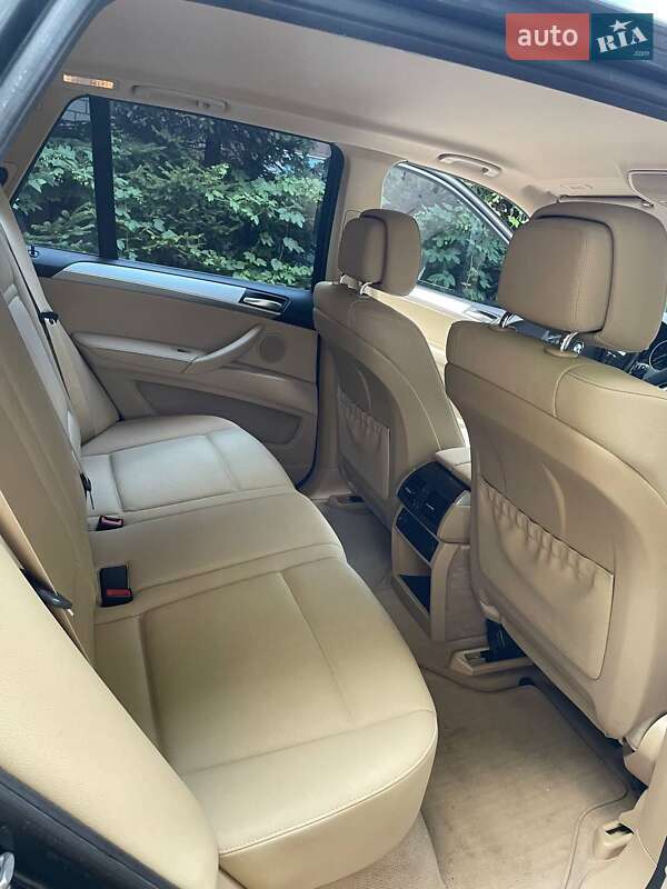Позашляховик / Кросовер BMW X5 2012 в Подільську