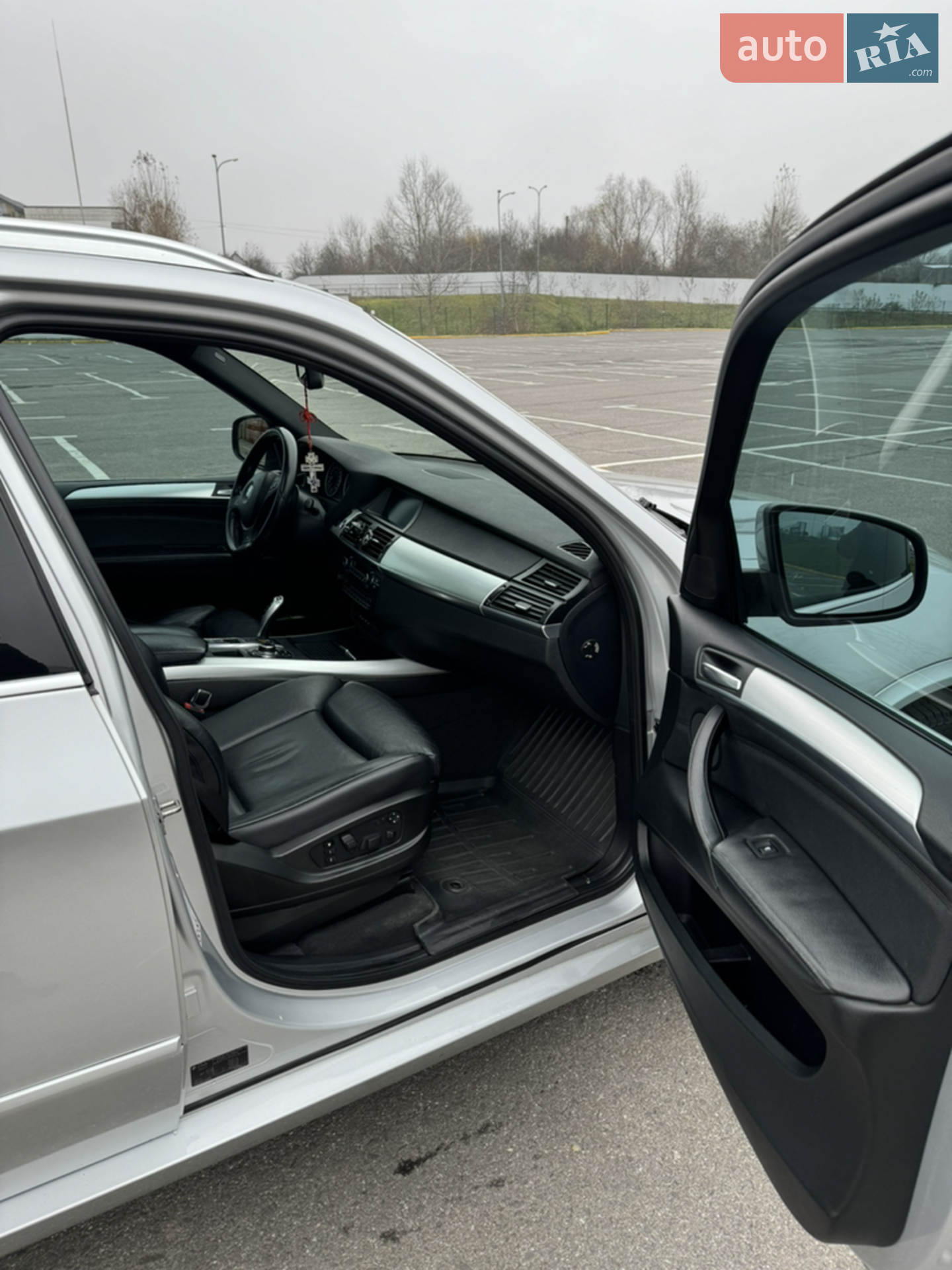 2010 BMW X5 - мініатюра 11
