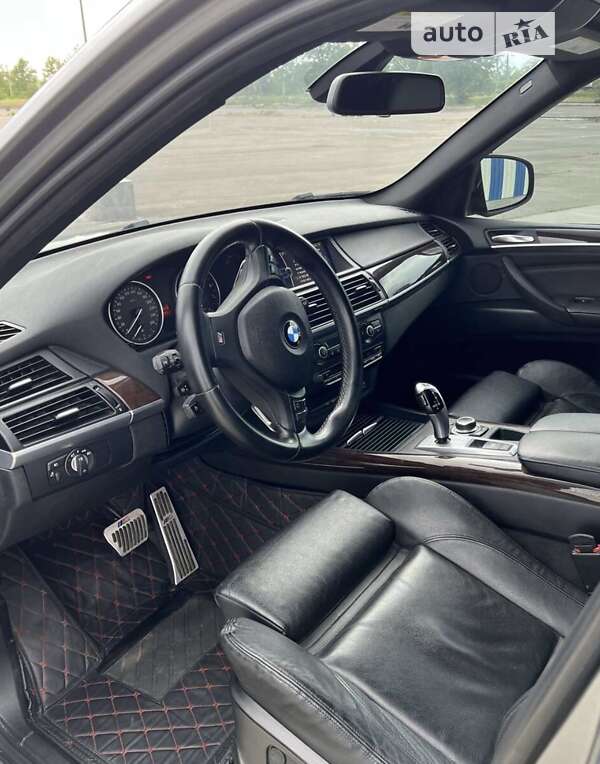 Позашляховик / Кросовер BMW X5 2012 в Миколаєві фото 4 Позашляховик / Кросовер BMW X5 2012 в Миколаєві