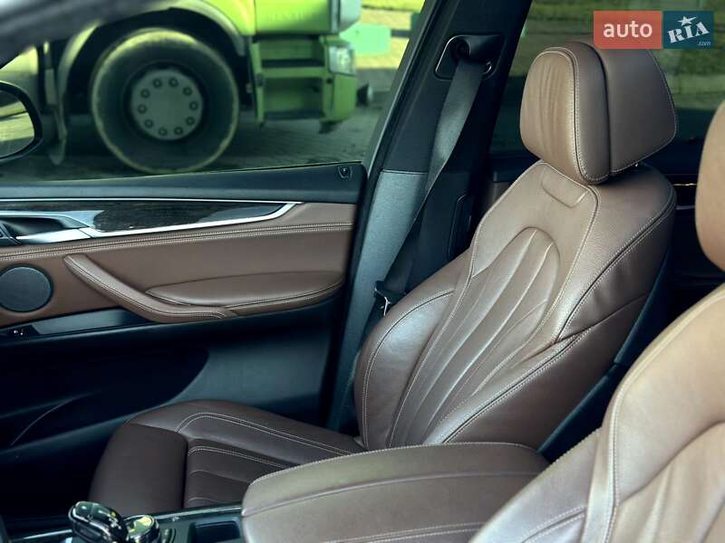 Позашляховик / Кросовер BMW X5 2017 в Косові