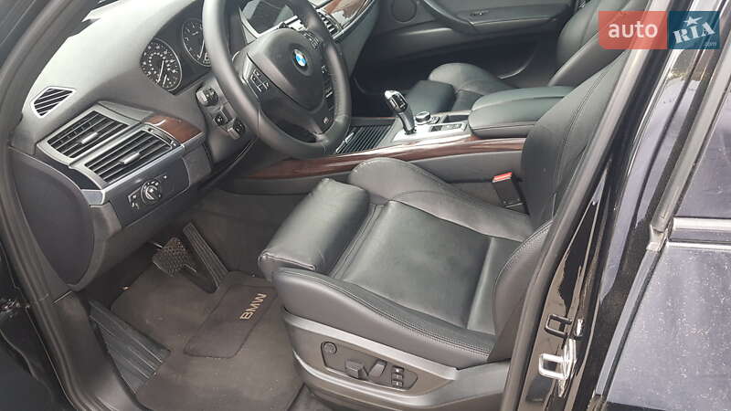 Позашляховик / Кросовер BMW X5 2013 в Івано-Франківську