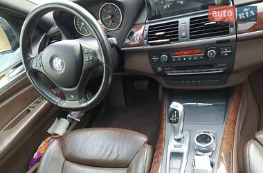 Внедорожник / Кроссовер BMW X5 2010 в 