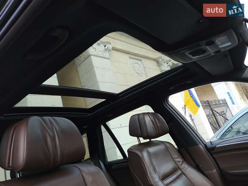 Внедорожник / Кроссовер BMW X5 2010 в Одессе